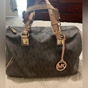 Michael Kors purse